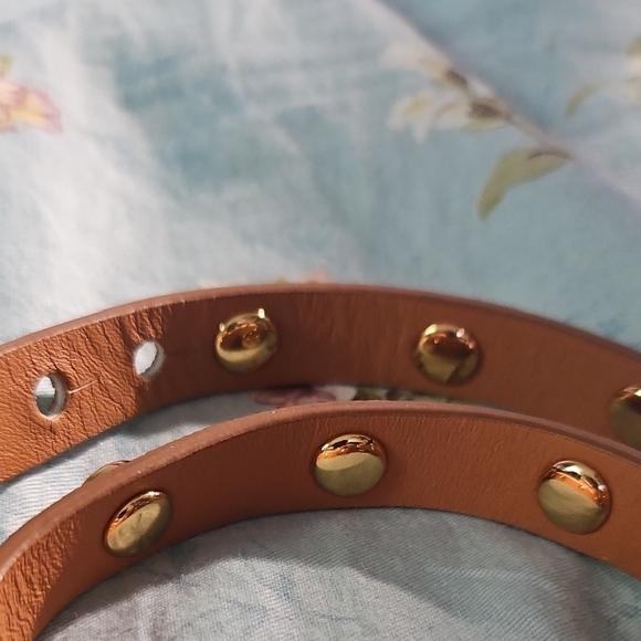 Tory Burch Brown Bracelet with Gold Studs - Picture 4 of 8